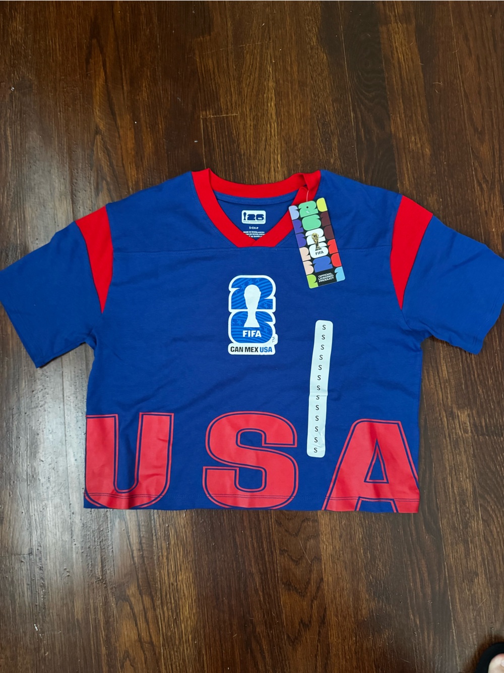 Fifa Women’s Blue and Red USA Soccer Graphic Shirt 100% cotton